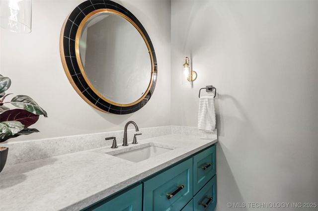 7316 E College Street, Broken Arrow, OK 74014