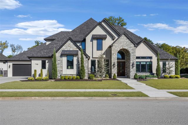 7316 E College Street, Broken Arrow, OK 74014