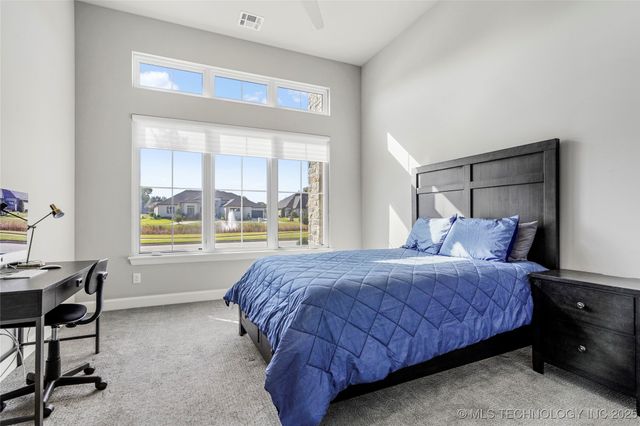 7316 E College Street, Broken Arrow, OK 74014