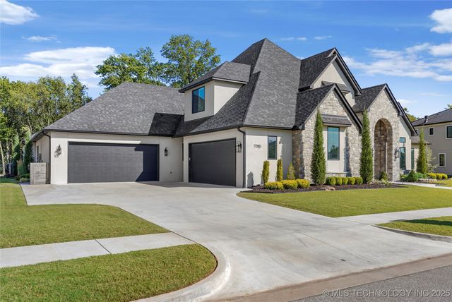 7316 E College Street, Broken Arrow, OK 74014