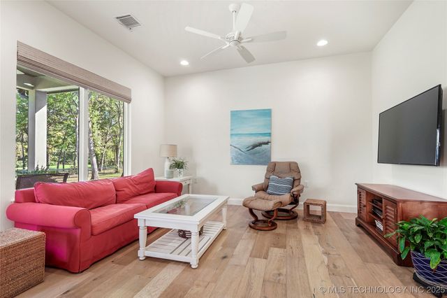 7316 E College Street, Broken Arrow, OK 74014