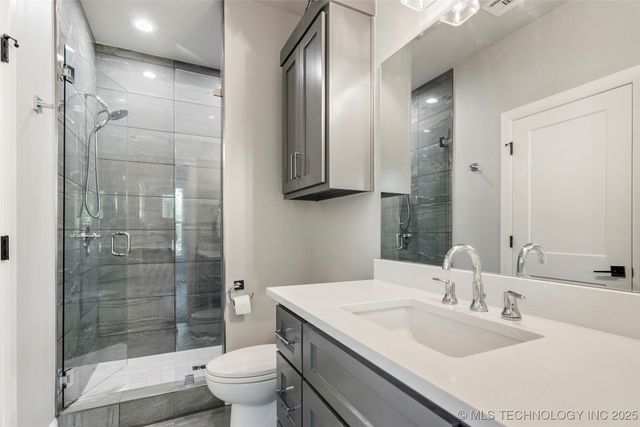 7316 E College Street, Broken Arrow, OK 74014