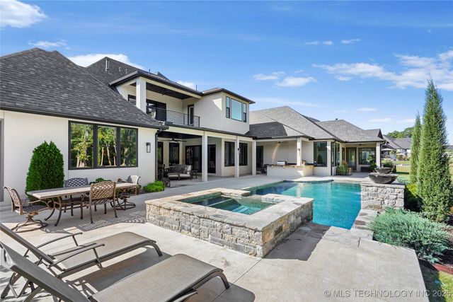 7316 E College Street, Broken Arrow, OK 74014