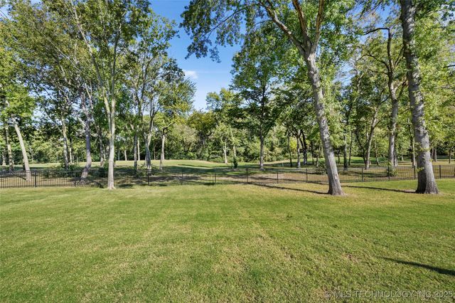 7316 E College Street, Broken Arrow, OK 74014