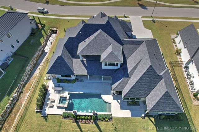 7316 E College Street, Broken Arrow, OK 74014