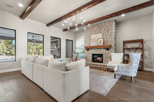 7316 E College Street, Broken Arrow, OK 74014