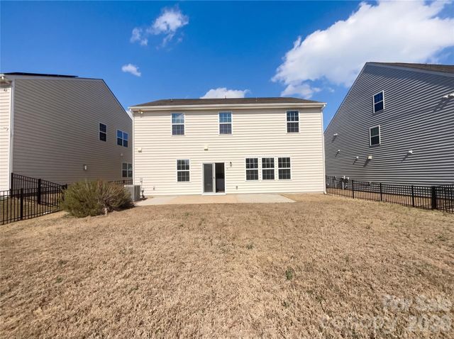 16027 Harbor Hill Drive, Charlotte, NC 28273