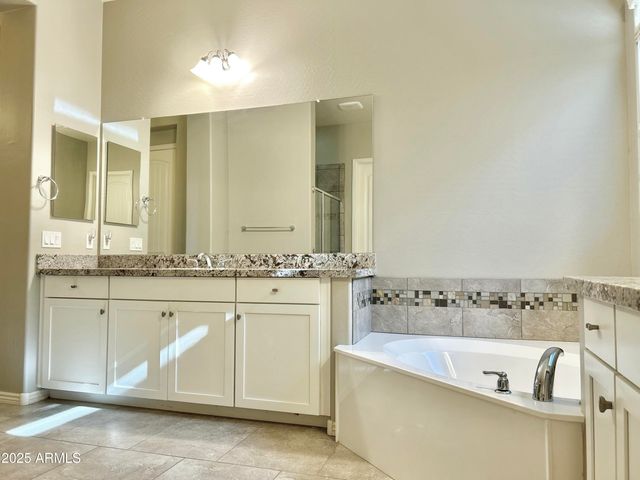 3567 E CHESTNUT Lane, Gilbert, AZ 85298