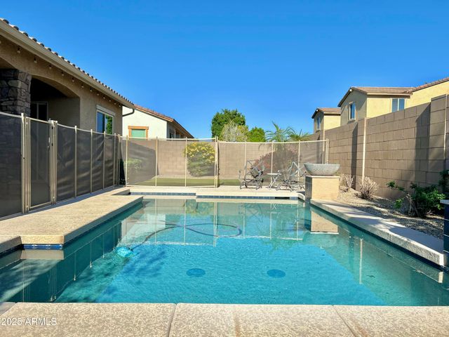 3567 E CHESTNUT Lane, Gilbert, AZ 85298