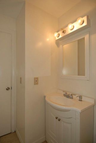 971 SW 83rd Avenue, North Lauderdale, FL 33068