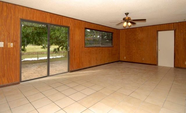 971 SW 83rd Avenue, North Lauderdale, FL 33068