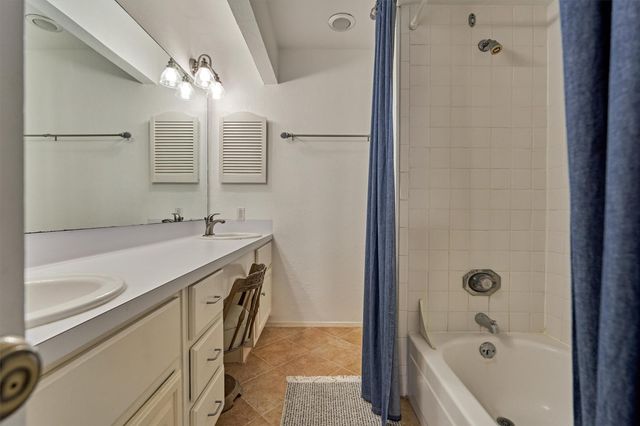 1427 Bowsprit Point, Willis, TX 77318