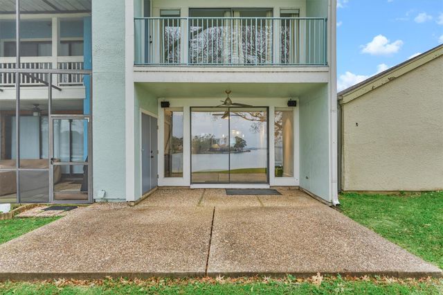 1427 Bowsprit Point, Willis, TX 77318