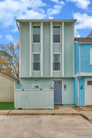 1427 Bowsprit Point, Willis, TX 77318