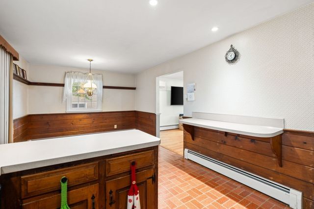 22 Crestshire Drive, Lawrence, MA 01843