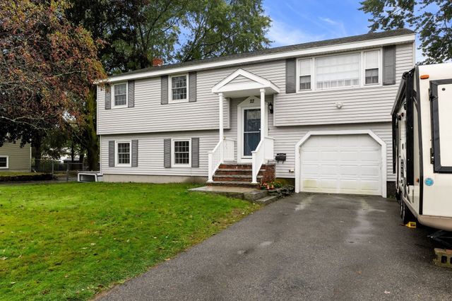 22 Crestshire Drive, Lawrence, MA 01843