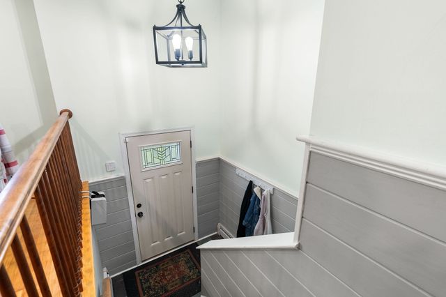 22 Crestshire Drive, Lawrence, MA 01843