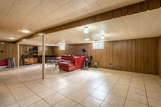3307 E 136th Street, Chicago, IL 60633