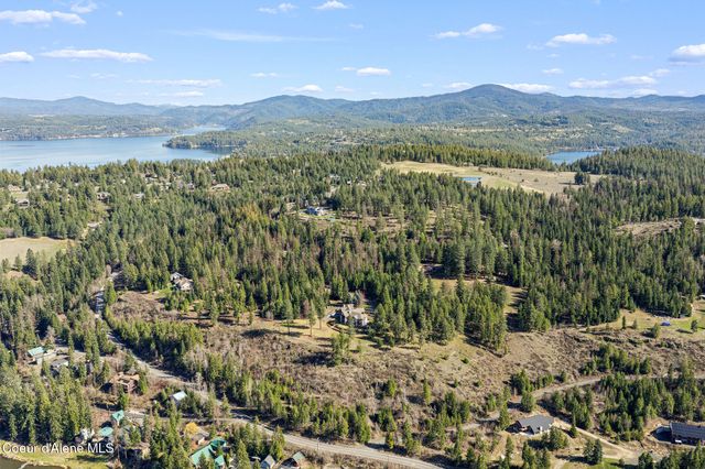 1823 W HULL LOOP, Coeur D'alene, ID 83814
