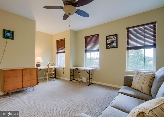 2003 GREEN ST, Harrisburg, PA 17102