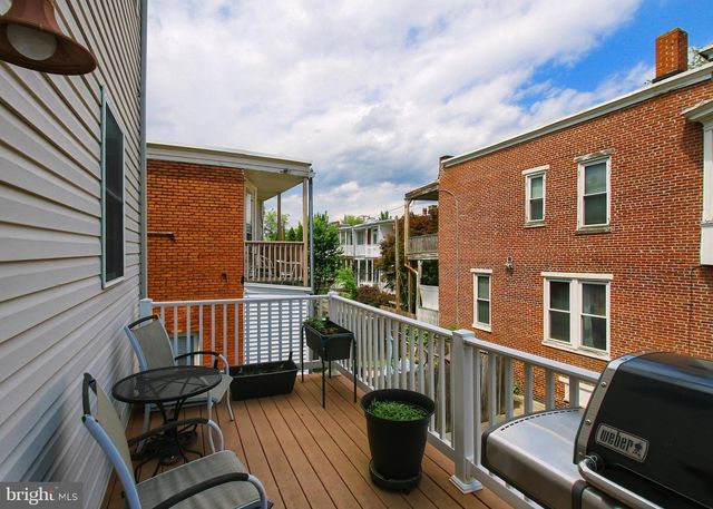 2003 GREEN ST, Harrisburg, PA 17102