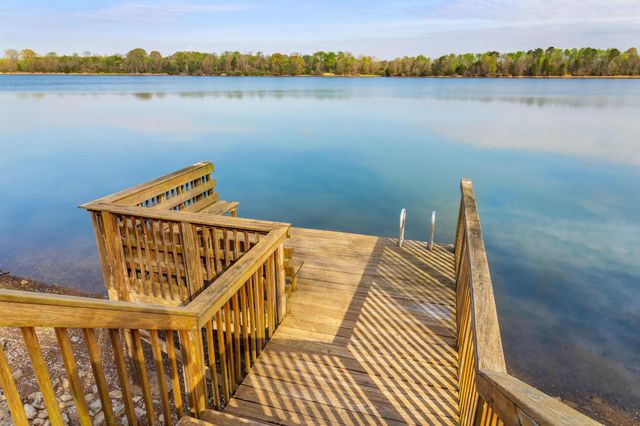 325 Russell Lane, Decatur, TN 37322