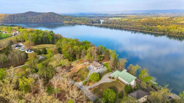 325 Russell Lane, Decatur, TN 37322