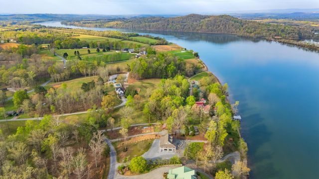 325 Russell Lane, Decatur, TN 37322