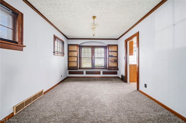 8506 Jeffries Avenue, Cleveland, OH 44105