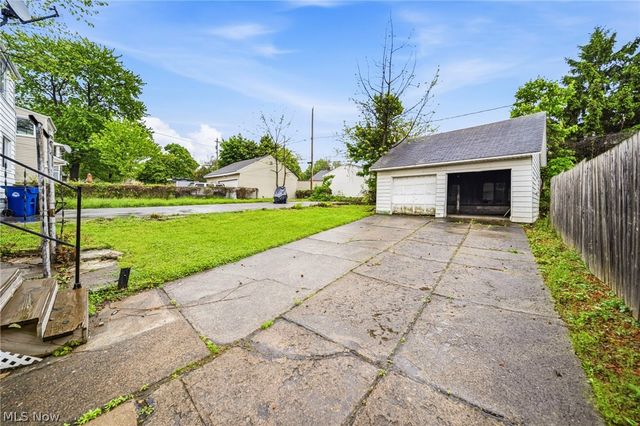 8506 Jeffries Avenue, Cleveland, OH 44105