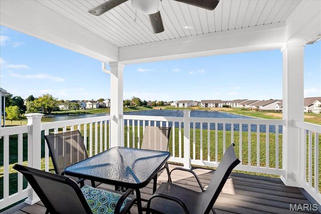 820 Applewood Creek Drive, Fairview Heights, IL 62208