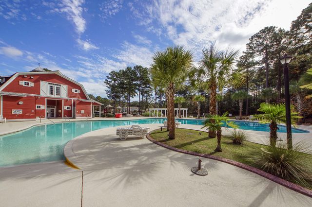 9017 Greenbriar Drive, Summerville, SC 29485