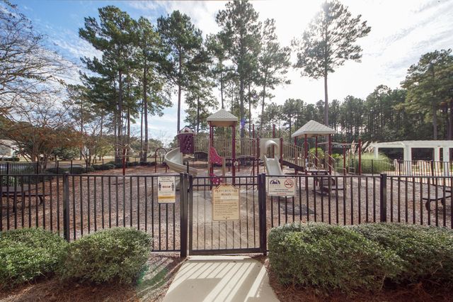 9017 Greenbriar Drive, Summerville, SC 29485