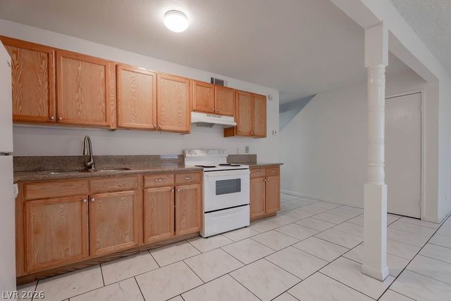 5198 Greene Lane A, Las Vegas, NV 89119