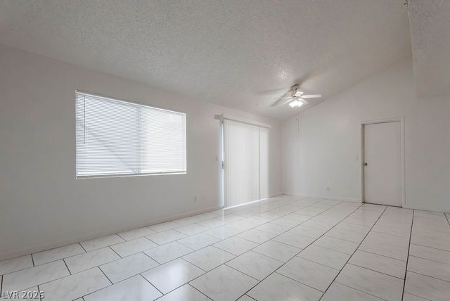 5198 Greene Lane A, Las Vegas, NV 89119