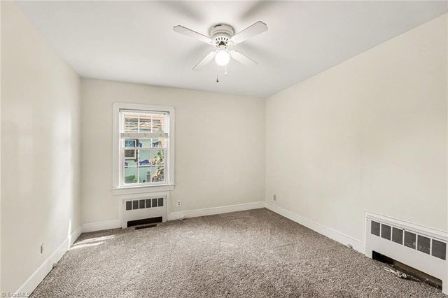 711 Quaker Lane, High Point, NC 27262