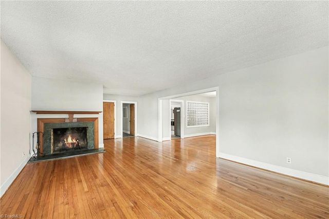 711 Quaker Lane, High Point, NC 27262