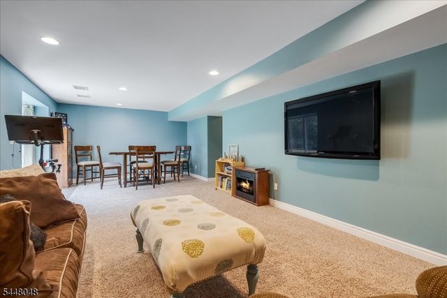 400 Stanhope Rd, Sparta Twp., NJ 07871