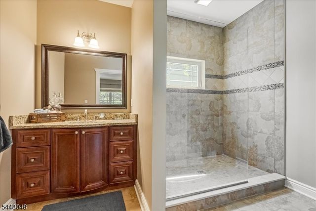 400 Stanhope Rd, Sparta Twp., NJ 07871