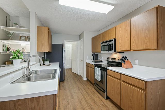 2124 Coats CIR, Austin, TX 78748