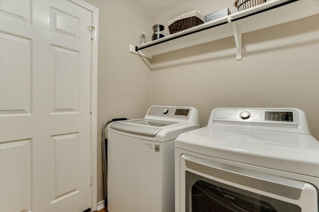 2124 Coats CIR, Austin, TX 78748