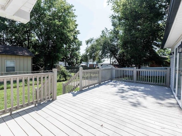 1716 Hillview Dr, Columbia, TN 38401