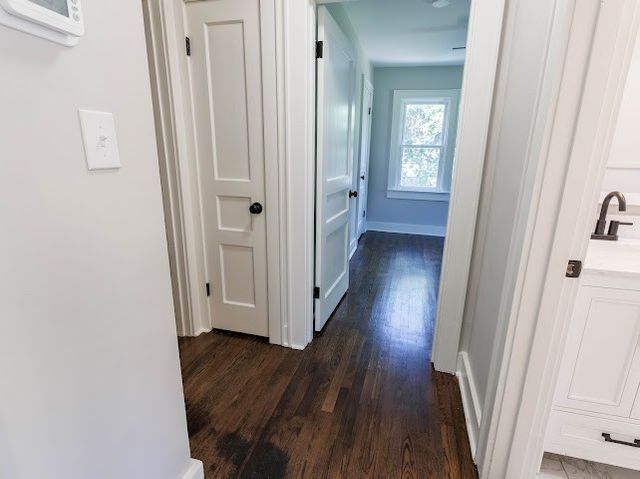1716 Hillview Dr, Columbia, TN 38401
