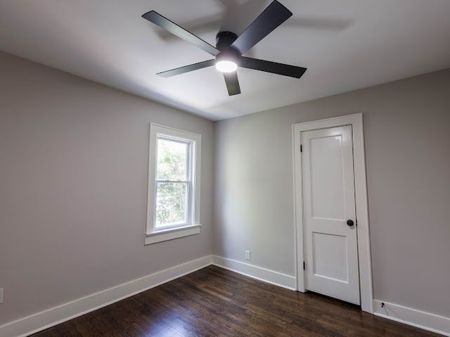 1716 Hillview Dr, Columbia, TN 38401