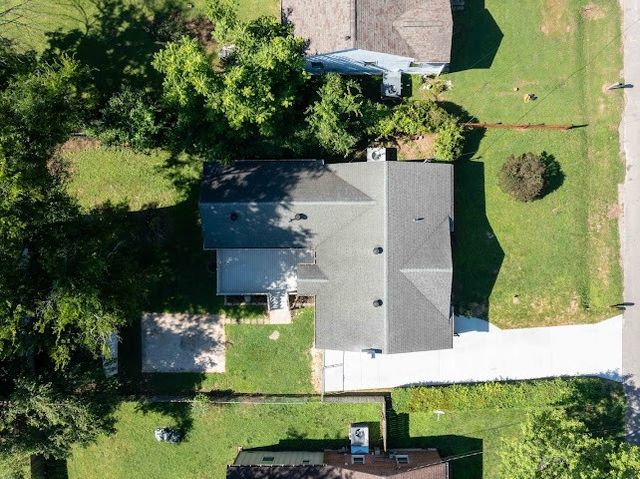 1716 Hillview Dr, Columbia, TN 38401