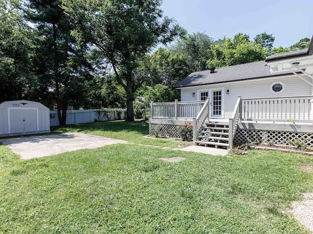 1716 Hillview Dr, Columbia, TN 38401