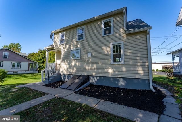 262 FAIRVIEW AVE, Quakertown, PA 18951