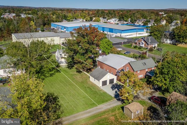 262 FAIRVIEW AVE, Quakertown, PA 18951