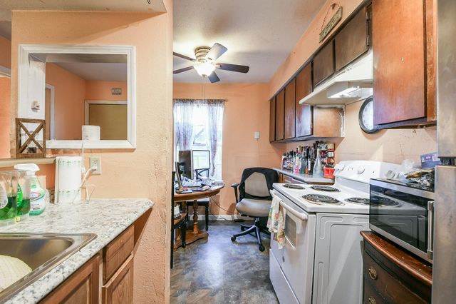 7851 Fuqua Street, Houston, TX 77075