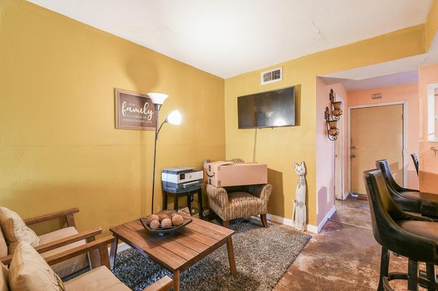 7851 Fuqua Street, Houston, TX 77075